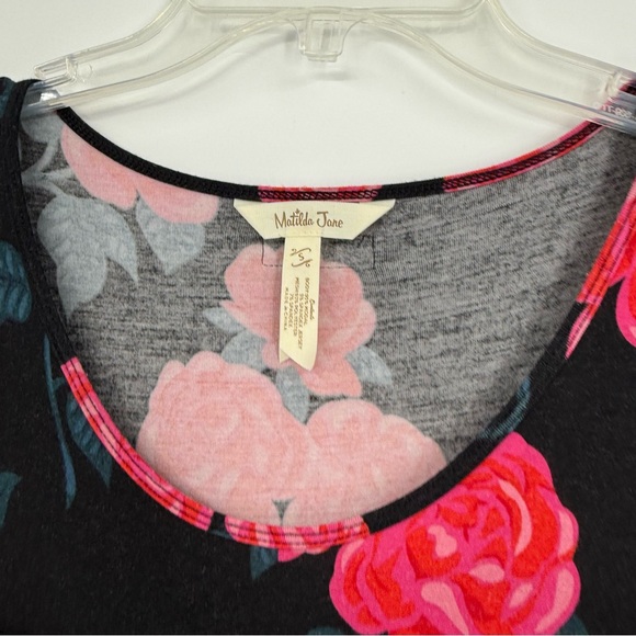 Matilda Jane Floral Babydoll Winter Blooms Top Black Red/Pink Roses Size S - Picture 6 of 13